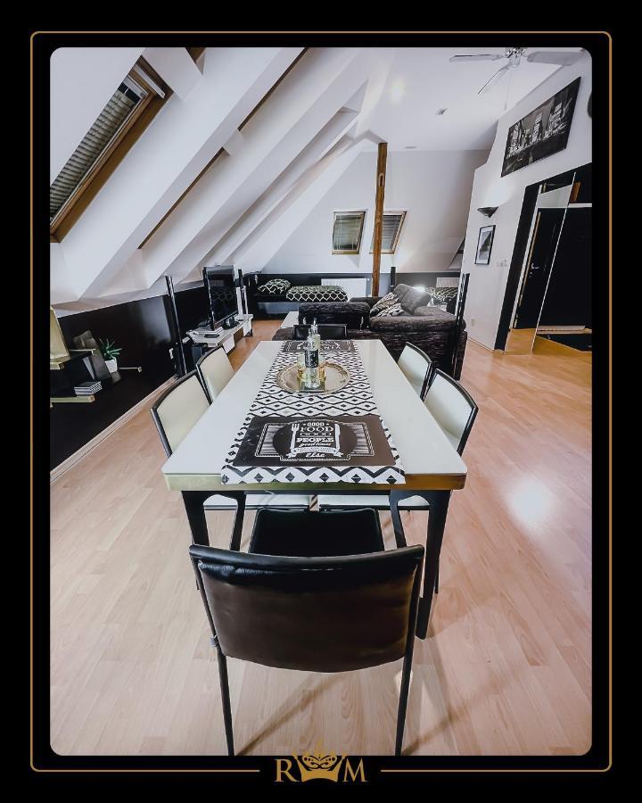 Rm Luxury Apartment In Prague • 6 People • Free Parking • Pets Praga Exterior foto