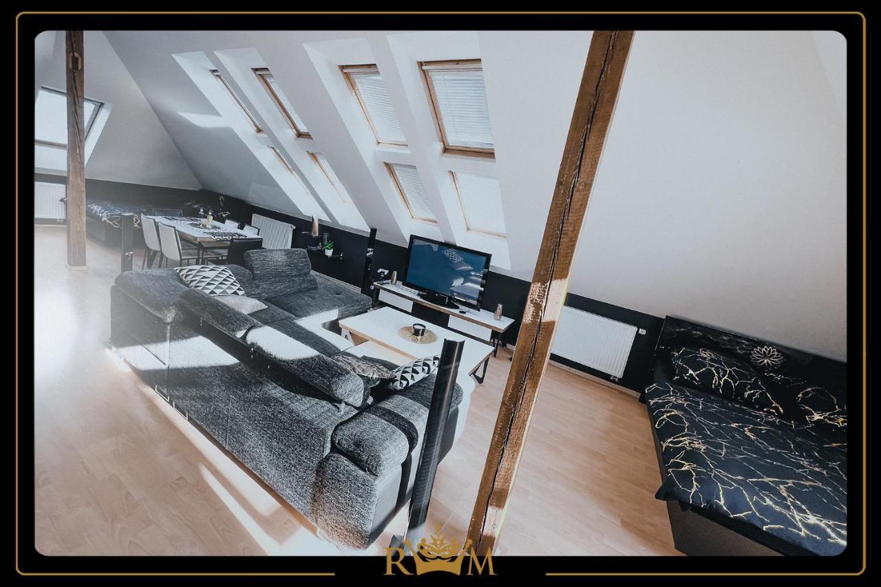 Rm Luxury Apartment In Prague • 6 People • Free Parking • Pets Praga Exterior foto